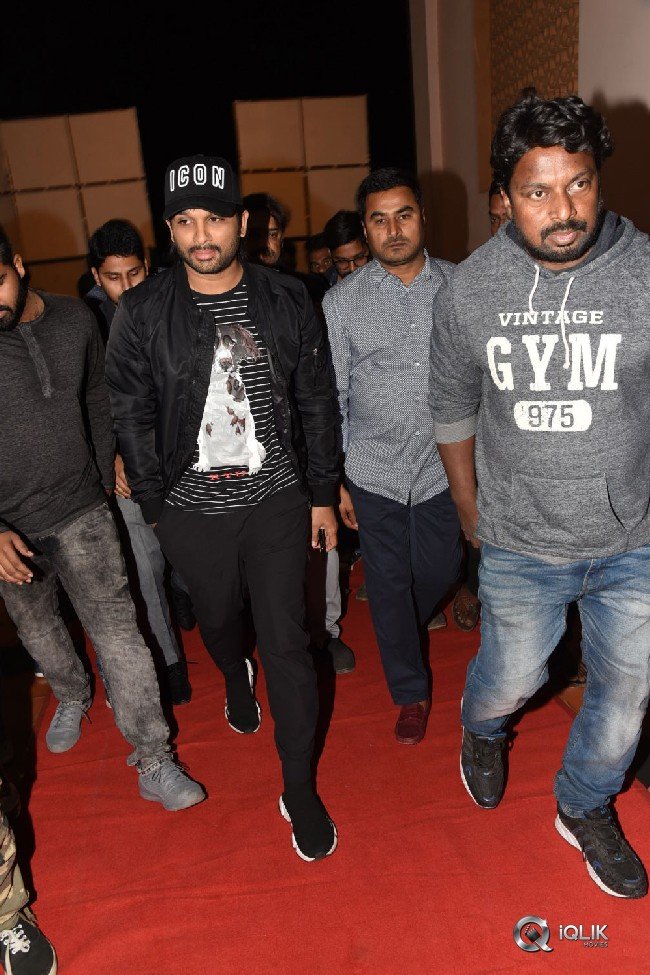 Padi-Padi-Leche-Manasu-Movie-Pre-Release-Event